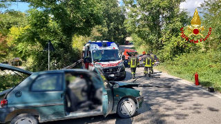 Fossombrone - Scontro tra due auto, conducente trasportato in eliambulanza a Torrette